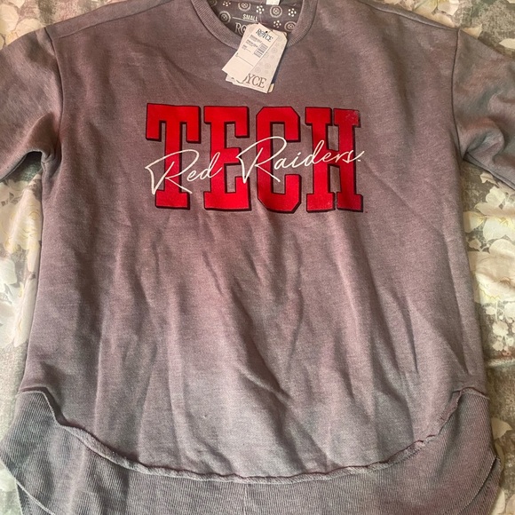 Red Raiders Tech Sweater - Picture 2 of 5
